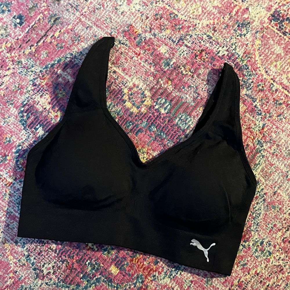 Puma Women's Black Seamless Sports Bra